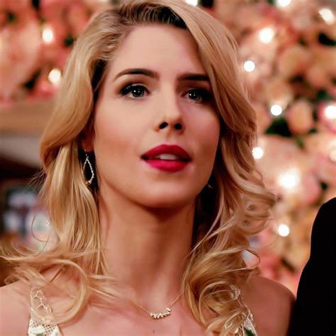 Эмили Бетт Рикардс ›› Emily Bett Rickards 2024 | ВКонтакте