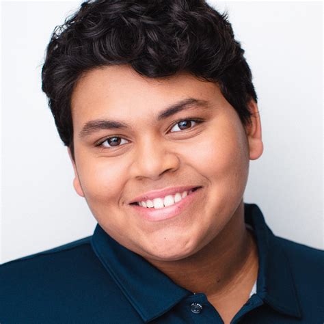 luke face smile tresa