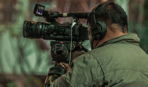 Cameraman Wallpapers - Top Free Cameraman Backgrounds - WallpaperAccess