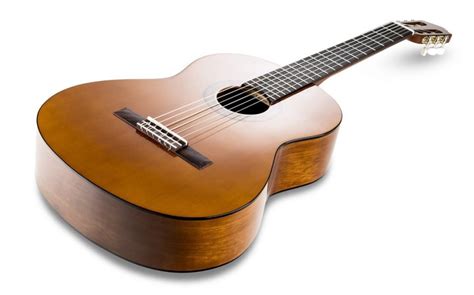 yamaha  classical guitar sabari musicals