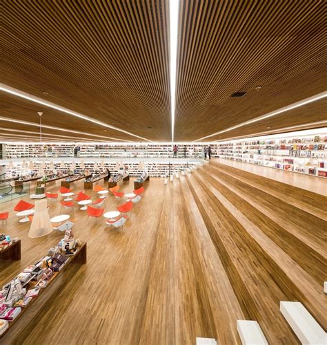 toko buku  dunia  desain arsitektur  interior mengagumkan