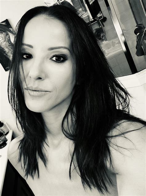 New haircut! : r/angeldark