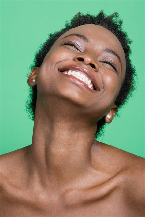The Truth Behind Pregnancy Glow and Your Skin | InStyle.com | Essence