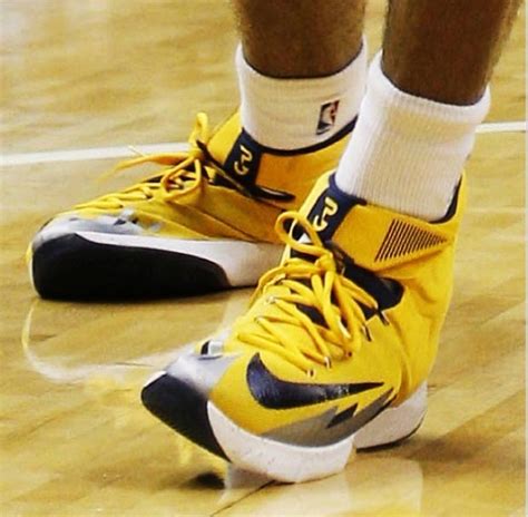 Nike Zoom Hyperrev - Обзоры - Кроссовки.net