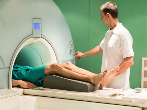 Knee MRI Scan: Purpose, Procedure, and Risks