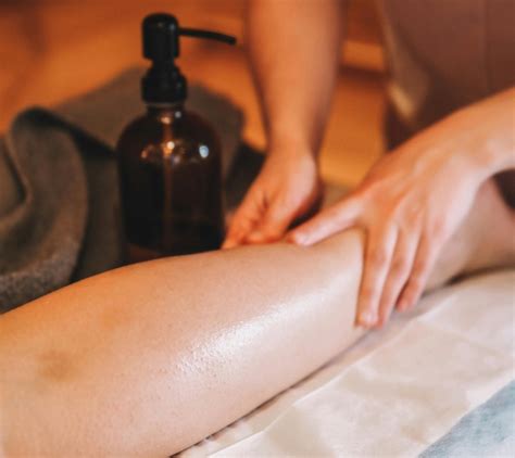 Elle Massages and Nails