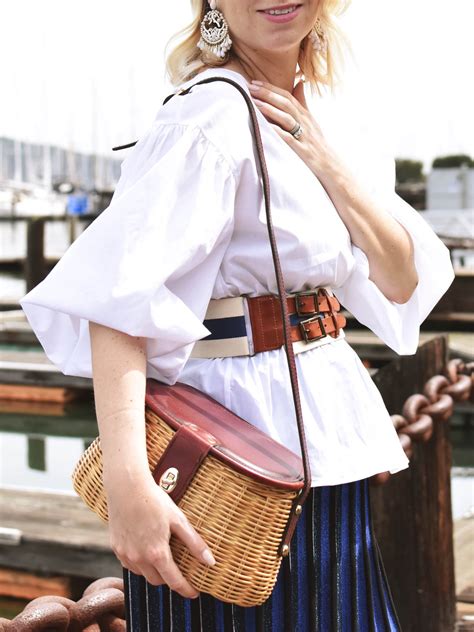 PostPartum Fashion: The Return of the Waist! • theStyleSafari