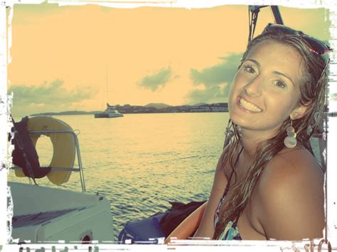 Madalyn Tavares bio pic_WWLOR | Women Who Live On Rocks