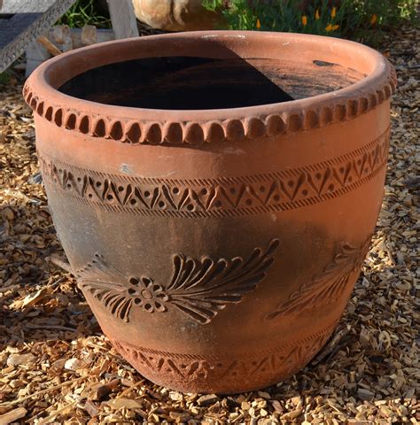 Best Large Terracotta Pots at Judith Thomas blog