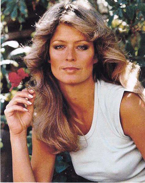Download Iconic Actress Farrah Fawcett | Wallpapers.com