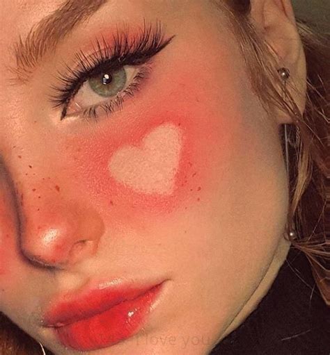 Запретная любовь Чпунька💕🌶 | Blush makeup, Indie makeup, Face art makeup