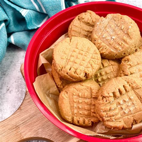 No Flour Peanut Butter Cookies Story - Walking On Sunshine Recipes