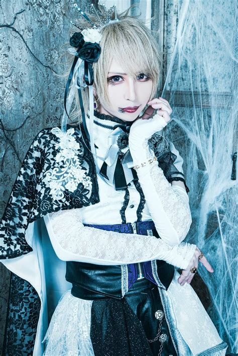 LIZA B. Amane solo photo | vkgy (ブイケージ)