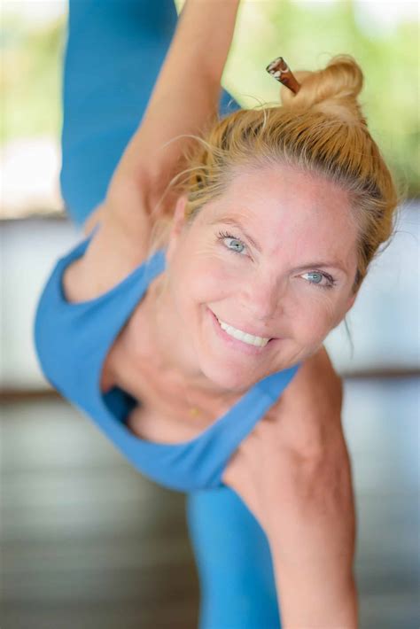 Home | Yoga Teacher | Tymi Howard