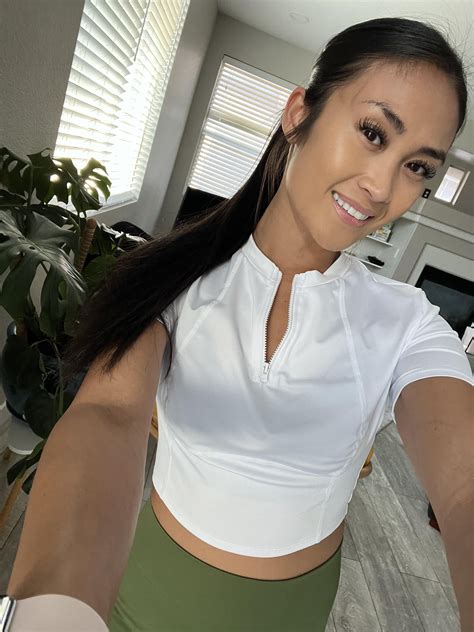 Hot or not? : r/dressedhot