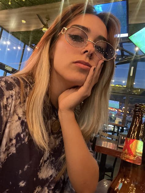 the face of a tipsy girl : r/Faces