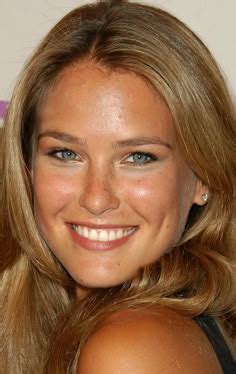 Bar Refaeli | Bar refaeli, Bad makeup, Good looking women