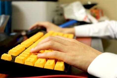 Чем отличается игровая клавиатура от обычной: Есть ли разница между ...