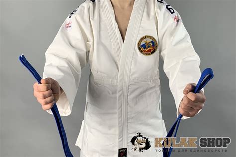 Как завязывать пояс на кимоно для рукопашного боя