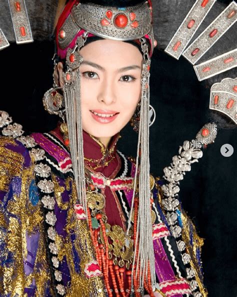 Customs and Etiquette in Mongolia