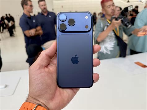 Ukryty haczyk w iPhone 17 Pro. Polacy dostaną smartfona z mniejszą