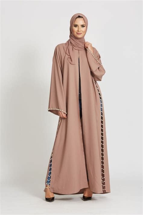 99 Kumpulan Gambar Inspirasi Kebaya Modern Indonesia | Abayas fashion ...