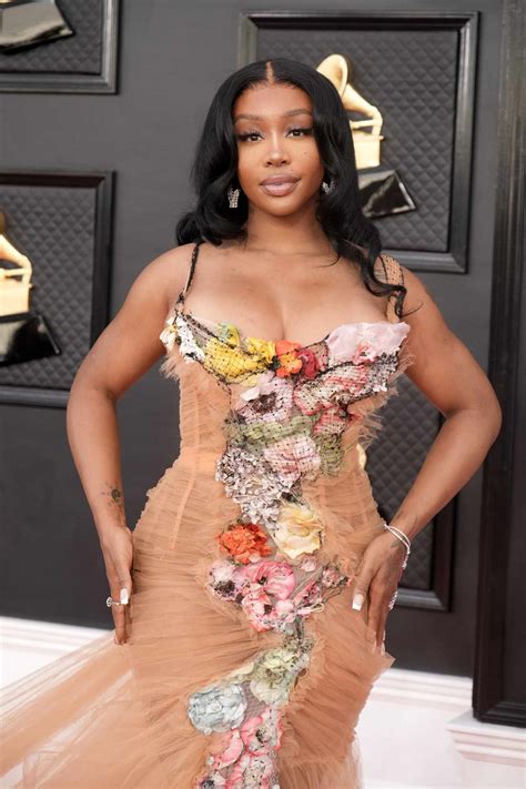 2022 Grammy Dresses