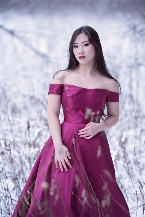 Prom-Dress-Senior-Picture-Ideas