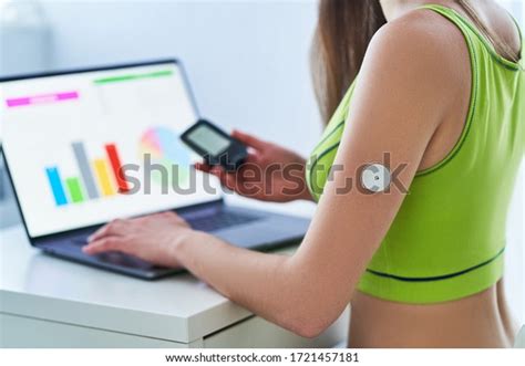 1,575 Diabetic Sensor Images, Stock Photos, 3D objects, & Vectors ...