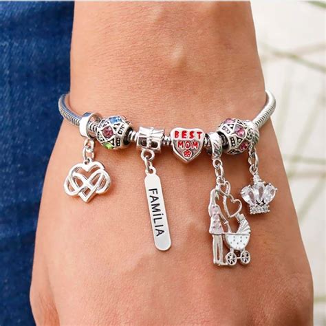 Pulseira E Berloques
