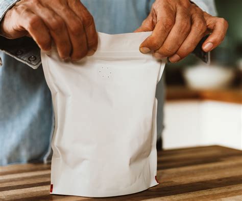 How to store coffee beans: tips from baristas and roasters | Homes and