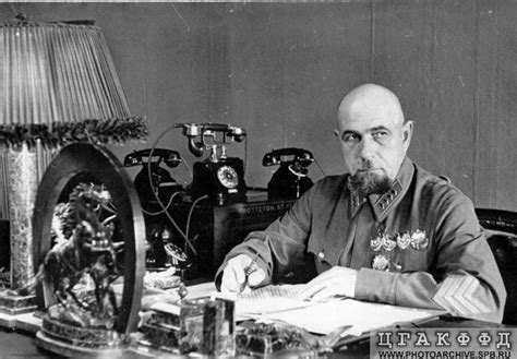 Персоналии
