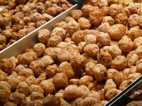 macadamia burned caramelized  photo  pixabay