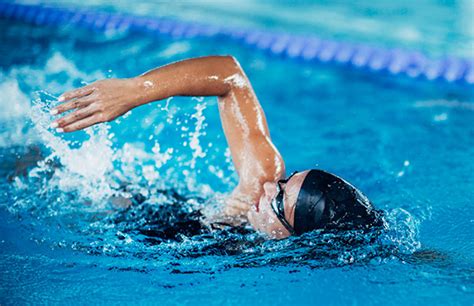 10 Reasons Every Woman Should Swim and Swimming Safety TipFunFitness