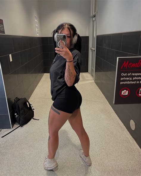 savannah (@savlifts_) • Instagram photos and videos