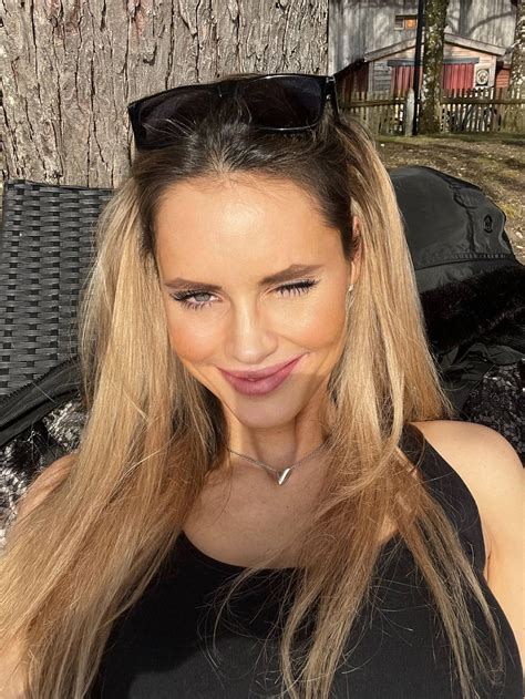 „Deutschlands hübscheste Schlagersängerin“ erklärt, welche Unart sie an