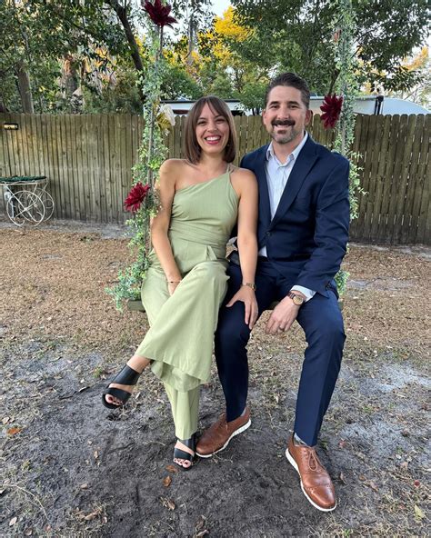 Sara Chase (@sarachasemusic) • Instagram photos and videos