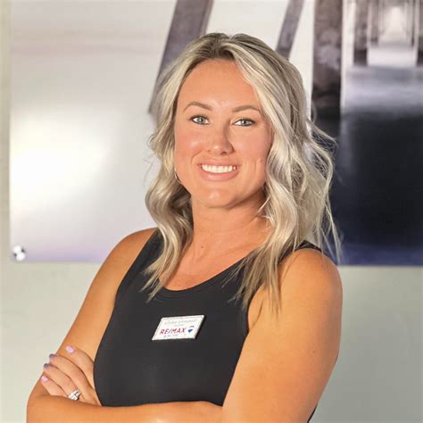 Chelsea MacDonald, Lake Havasu City, AZ Real Estate Associate - RE/MAX