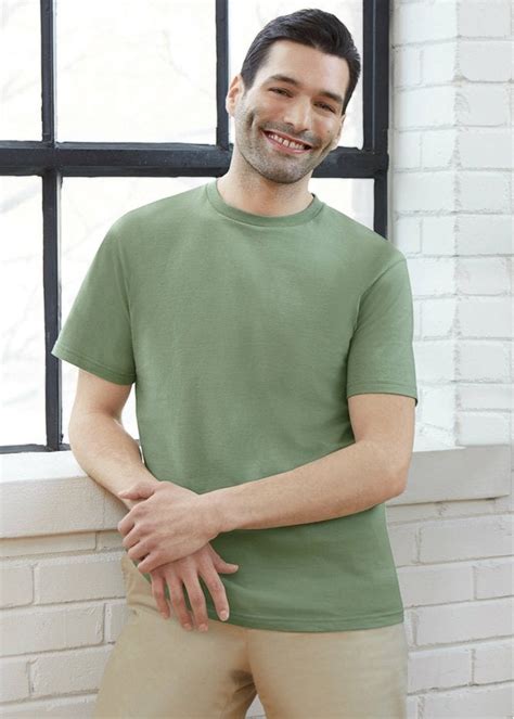 Gildan Softstyle Midweight Ringspun Cotton T-Shirt 65000 | Activewear Group