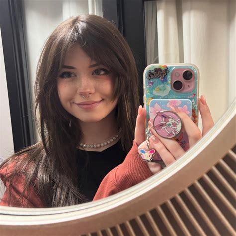 Hannah (@itshannahowo) • Instagram photos and videos