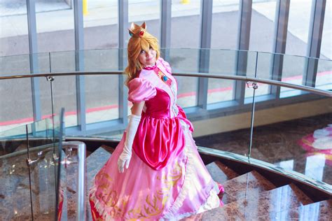 Princess Peach Smash Bros Ultimate Cosplay by firecloak on DeviantArt