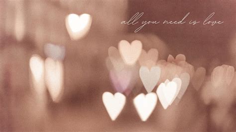 Free and customizable wallpaper heart templates