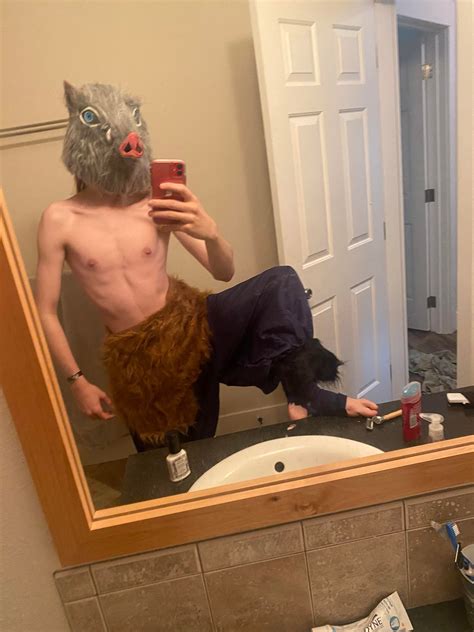 Got my Halloween costume : r/DemonSlayerAnime