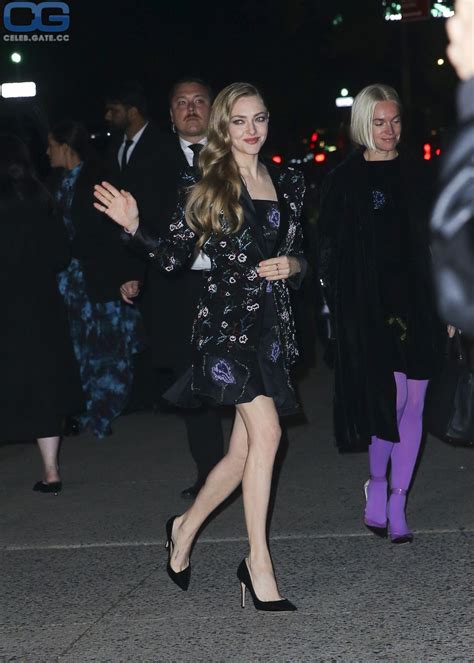 Amanda Seyfried nude, pictures, photos, Playboy, naked, topless, fappening