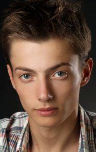Сергей Внуков - смотреть фильмы и сериалы онлайн