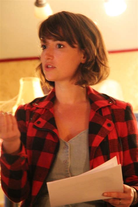Milana Vayntrub Latest Photos - CelebMafia