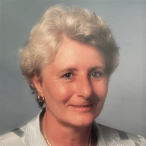 Yvonne Van Vynckt - Uitvaartzorg Marceau