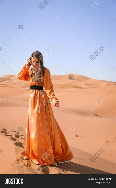 materials  desert clothes    anthony browne blog