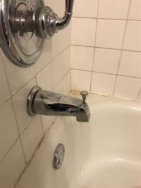 plumbing - Bathtub faucet leaking - Home Improvement Stack Exchange