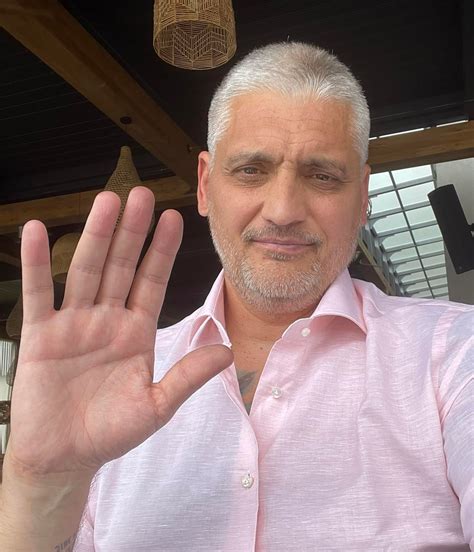 Čedomir Jovanović ponovo u akciji: Pogledajte kako pravi palačinke ...